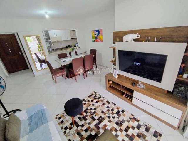 Apartamento com 2 quartos à venda na Avenida Santa Catarina, 9841, Centro, Imbituba, 79 m2 por R$ 532.000