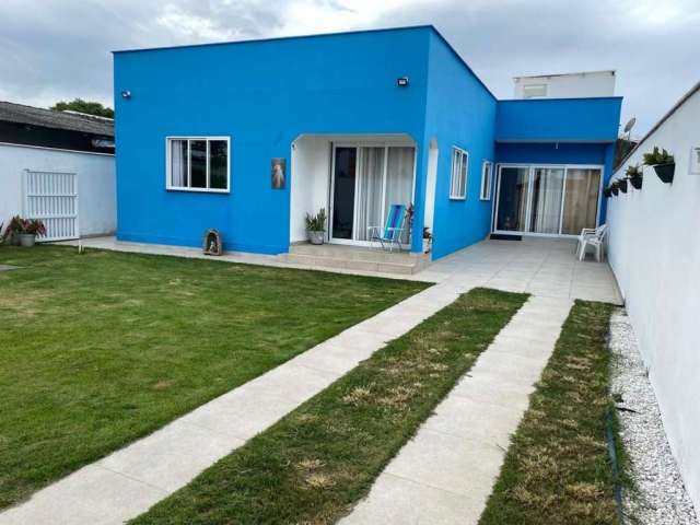 Casa com 3 quartos à venda na Vila Paraíso, 689, Vila Nova, Imbituba, 100 m2 por R$ 960.000