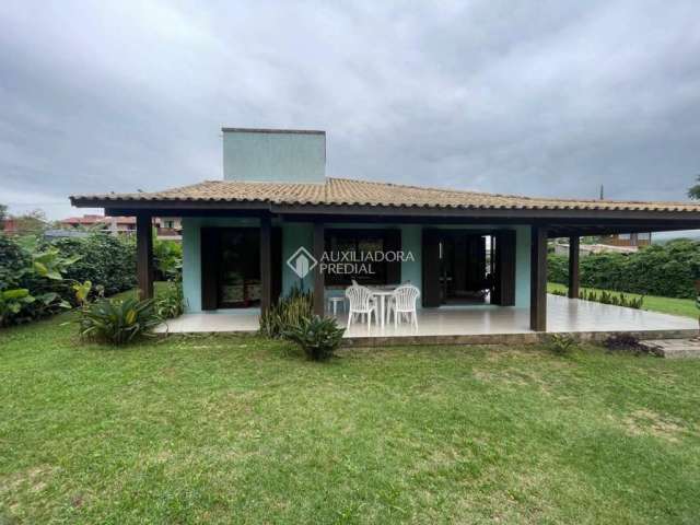 Casa com 3 quartos à venda na Central Do Rosa, 1, Praia do Rosa, Imbituba, 140 m2 por R$ 1.300.000