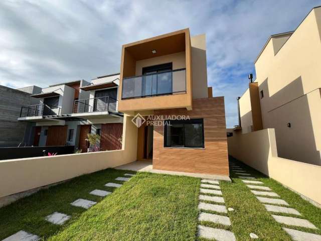 Casa com 3 quartos à venda na Diamante, 520, Areais da Palhocinha, Garopaba, 116 m2 por R$ 837.000