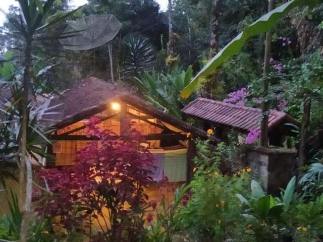 Vendo Ótima Pousada em Penedo Perto de Cachoeira e Riachos - Penedo/RJ