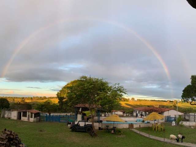 A Granja Fica a 4km do Centro da Cidade de Monte Alegre/RN.