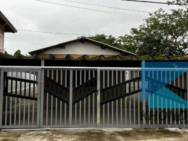 Casa com 2 quartos à venda na Rua Ágata, 17, Cidade da Criança, Praia Grande por R$ 280.000