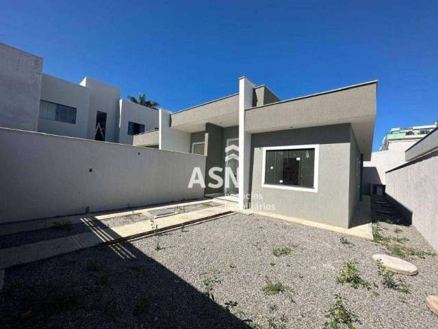 Casa linear moderna com 3 dormitórios à venda, 80 m² por R$ 420.000 - Extensão do Bosque - Rio das Ostras/RJ