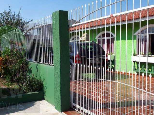 Casa para Venda em Curitiba, Boqueirão, 3 dormitórios, 2 banheiros, 5 vagas