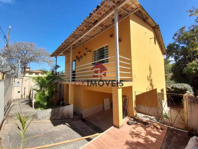 Casa de 4 Quartos a Venda no Bairro Juliana