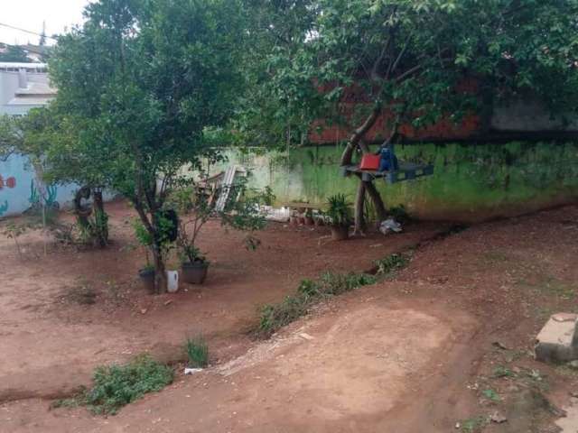 Casa com 3 quartos à venda na Vila Todos os Santos, Indaiatuba  por R$ 650.000