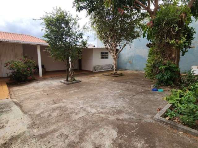 Casa com 3 quartos à venda no Jardim Pau Preto, Indaiatuba  por R$ 550.000