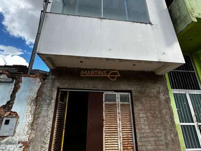 Imobiliária em Araguari - Sobrado à venda no bairro Centro - Araguari/MG