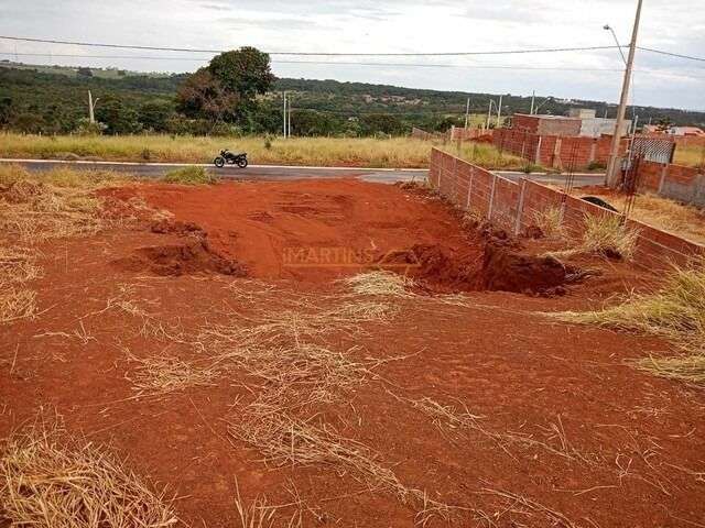 Terreno à venda no bairro Bela Vista - Araguari/MG