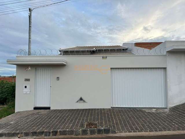 Casa à venda no bairro Paineiras - Araguari/MG