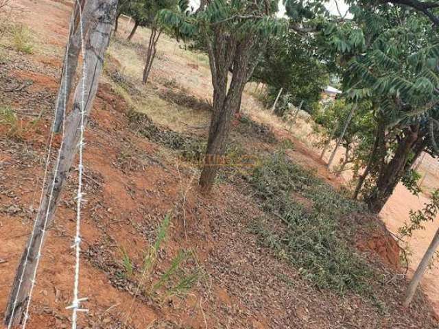 Rancho à venda no bairro Área Rural de Araguari - Araguari/MG