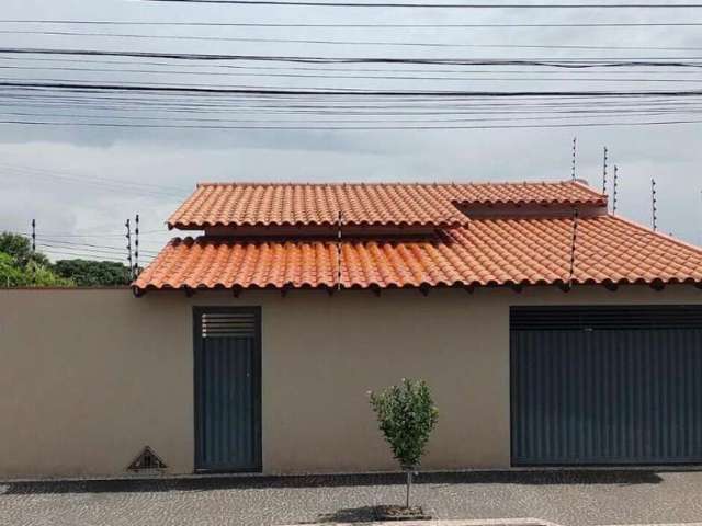 Casa à venda no bairro Brasília - Araguari/MG