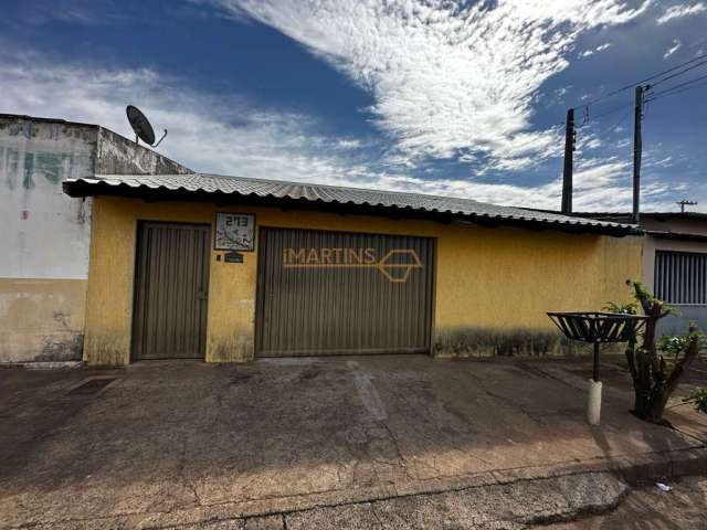 Casa à venda no bairro Santiago - Araguari/MG