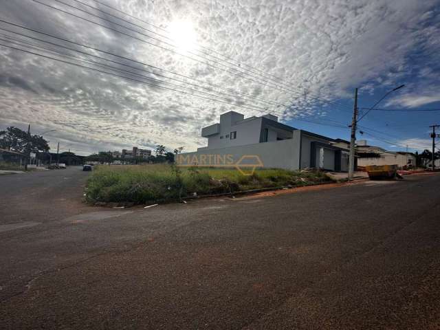 Terreno à venda no bairro Sibipiruna - Araguari/MG