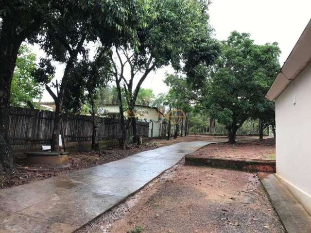 Rancho à venda no bairro Centro - Araguari/MG