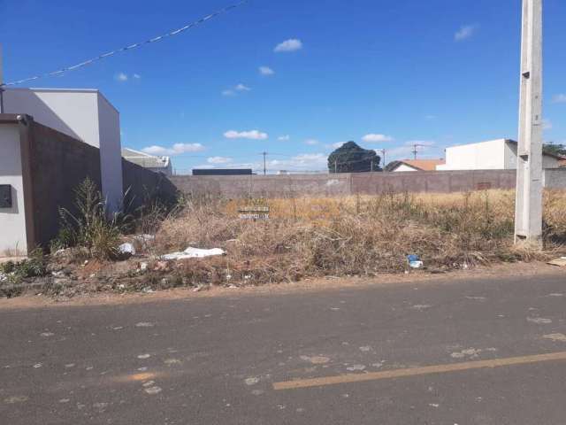 Terreno à venda no bairro Jóquei Clube - Araguari/MG