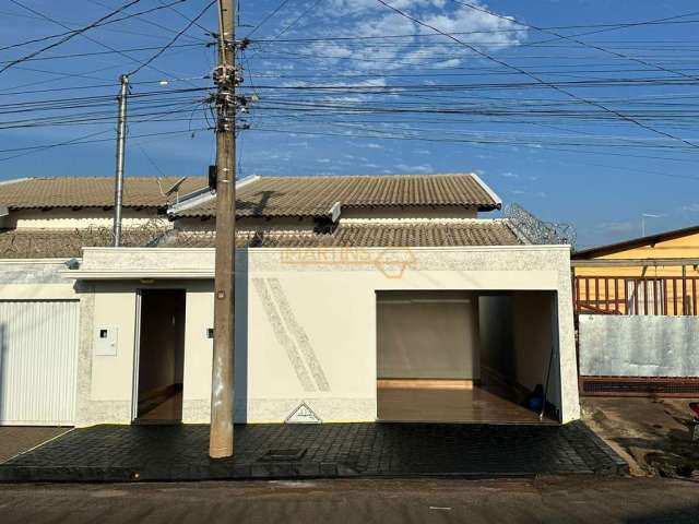 Casa à venda no bairro Amorim - Araguari/MG