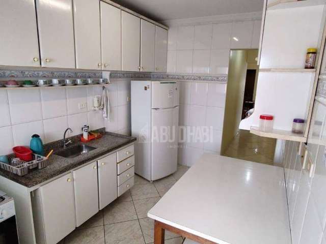 Apartamento de 2 quartos , sendo 2 suítes, elevador, próximo ao mar, 1 vaga de garagem, Guilhermina, Praia Grande, SP.