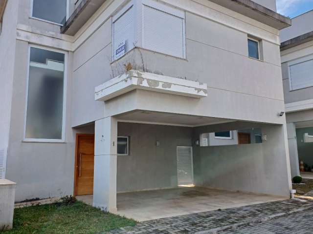 Linda Casa em Condomínio na Vila Oliveira