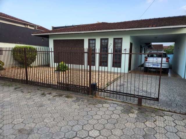 Casa comercial com 3 salas à venda no Guanabara, Joinville , 205 m2 por R$ 610.000