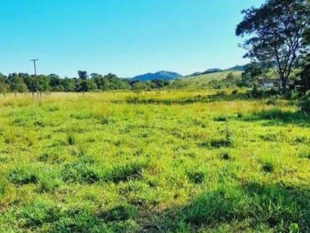 Sítio para Venda em Rio Bonito, Rio Vermelho