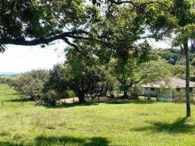 Sítio para Venda em Cachoeiras de Macacu, Marubaí, 2 dormitórios, 1 suíte, 1 banheiro, 1 vaga