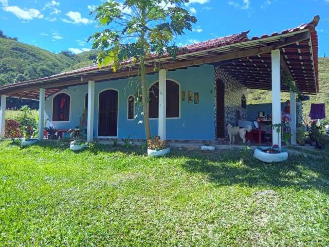 Chácara para Venda em Rio Bonito, Braçanã, 1 dormitório, 1 suíte, 1 banheiro, 1 vaga