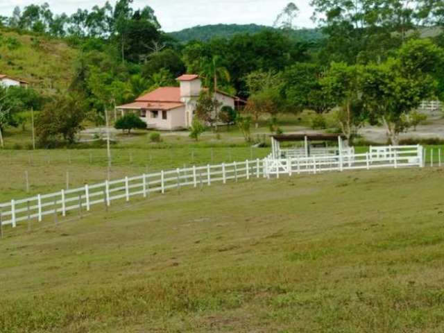 Sítio para Venda em Silva Jardim, Boqueirão, 3 dormitórios, 1 suíte, 1 banheiro, 1 vaga