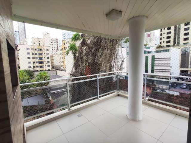 Aluga-se anual apartamento no centro de balneário camboriú/sc