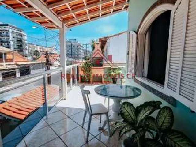 Casa duplex independente no Braga em Cabo Frio!