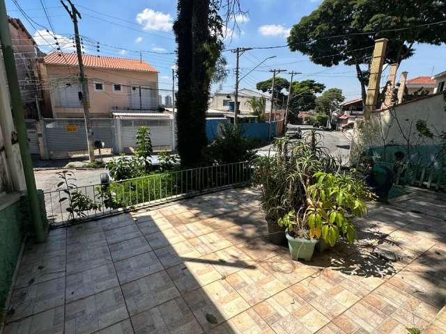 Casa Térrea em lote inteiro no Jardim Líbano