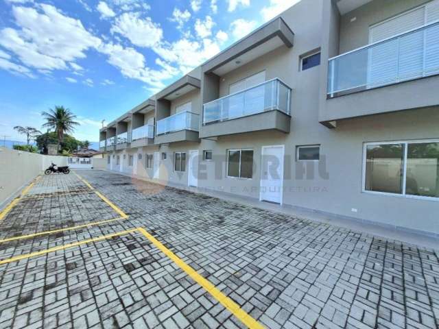 Sobrado com 2 dormitórios à venda, 84 m² por R$ 580.000,00 - Jardim Aruan - Caraguatatuba/SP