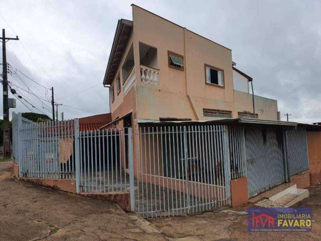 Sobrado à venda, 320 m² por R$ 300.000 - Parigot de Souza 2 - Londrina/PR