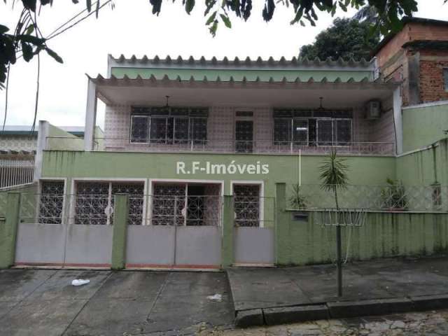 Casa com 3 quartos à venda na Rua Aricanga, Vila Valqueire, Rio de Janeiro, 265 m2 por R$ 790.000