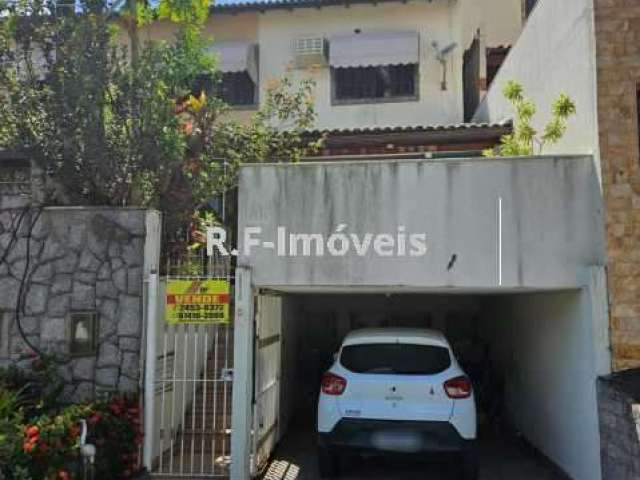 Casa em condomínio fechado com 3 quartos à venda na Rua Arcozelo, Vila Valqueire, Rio de Janeiro, 129 m2 por R$ 750.000