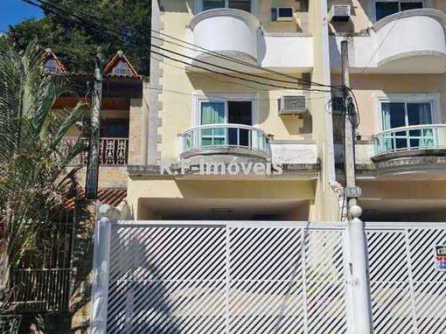 Casa em condomínio fechado com 4 quartos à venda na Rua Arci de Farias, Vila Valqueire, Rio de Janeiro, 227 m2 por R$ 1.100.000