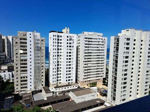 Apartamento amplo totalmente reformado com 5 suítes com vista para o mar