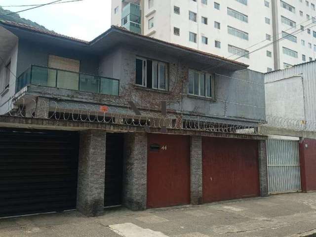 Casa para Venda em São Vicente, Itararé, 4 dormitórios, 2 banheiros, 4 vagas