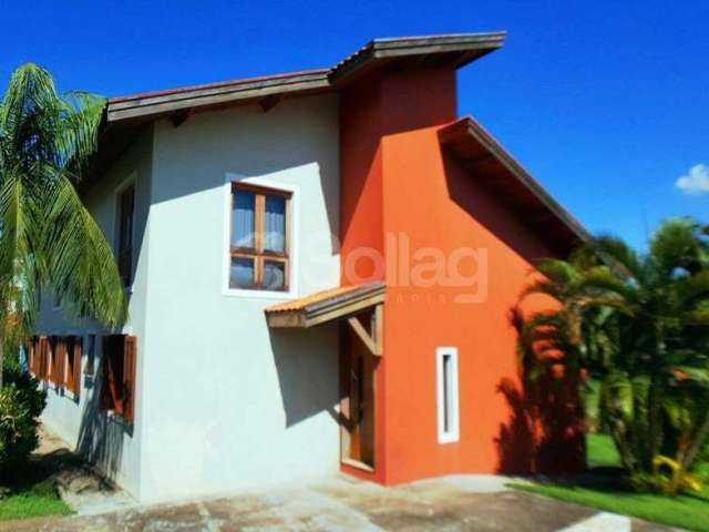 Casa para comprar em Vinhedo no Condomínio Hípica II, interior de São Paulo