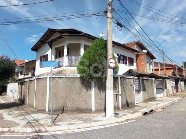 Casa para comprar com 4 quartos no Jardim São Thomé na cidade de Vinhedo - SP