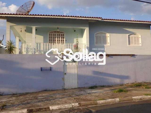 Casa à venda, 3 quartos, 1 suíte, 4 vagas, Centro - Vinhedo/SP