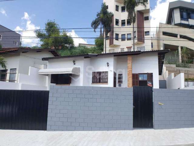 Casa para alugar, comercial ou residencial no Centro de Vinhedo - SP.