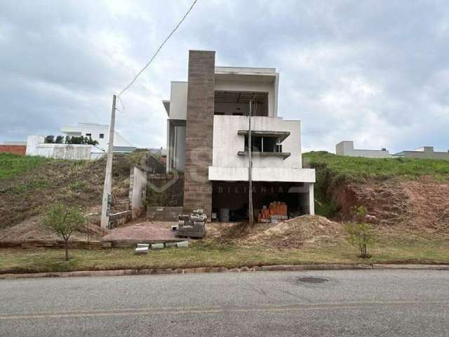 Casa a venda em Louveira no Condomínio Jatobás.