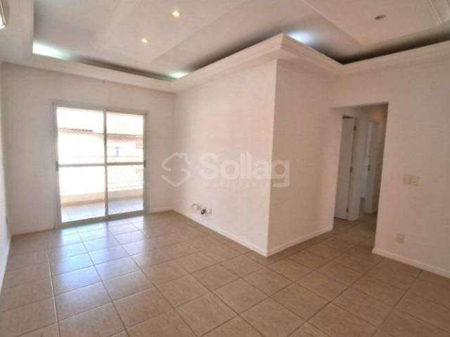 Apartamento para alugar com 03 quartos, 1 suite, 2 banheiros, vaga coberta, piscina em Vinhedo SP