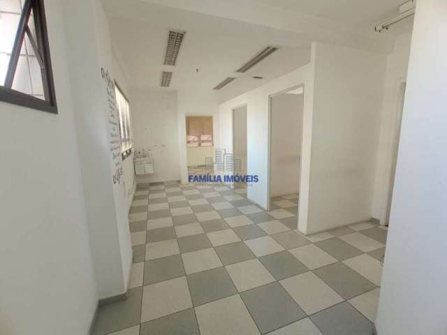 Sala comercial para alugar na Avenida Ana Costa, --, Gonzaga, Santos por R$ 2.800