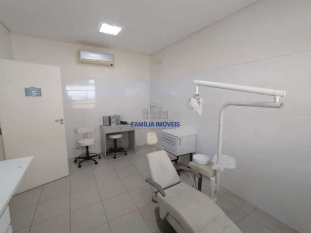 Sala comercial para alugar na Avenida Doutor Bernardino de Campos, --, Campo Grande, Santos por R$ 2.500