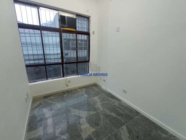 Sala comercial para alugar na Rua Amador Bueno, --, Centro, Santos por R$ 1.008