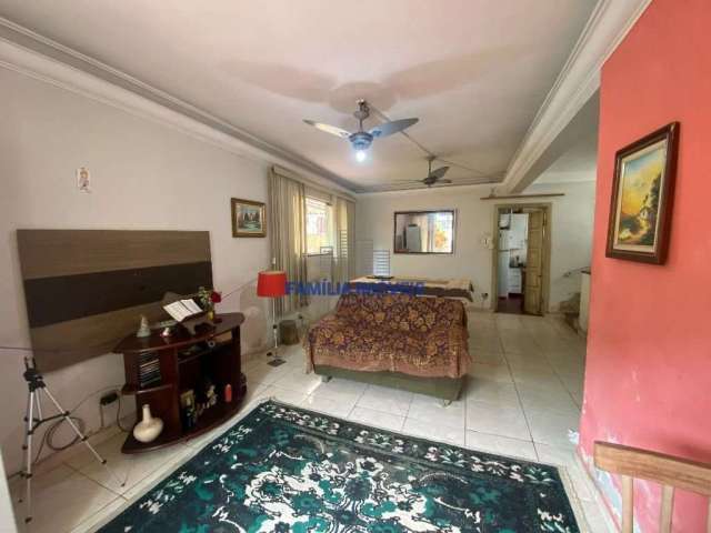 Casa em condomínio fechado com 4 quartos à venda na Rua Doutor Manoel Vitorino, 0, Gonzaga, Santos por R$ 2.800.000