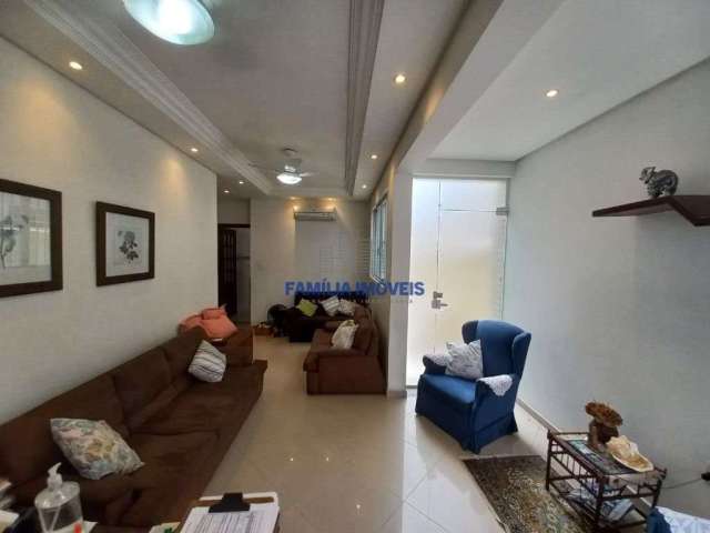 Casa com 3 quartos à venda na Rua Ricardo Pinto, 0, Aparecida, Santos por R$ 790.000
